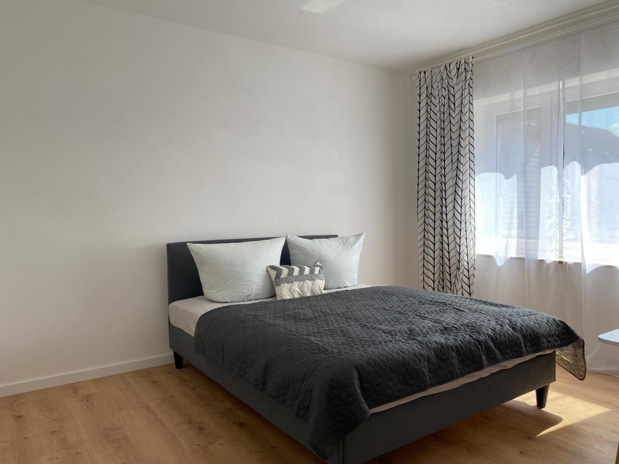 Modern Living Apartment - Naehe Krankenhaus, Altstadt, Bahnhof - 3-Zimmer Amberg Exterior photo